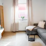 Modernes - 78qm - 2 Schlafzimmer - 5min Starlight Express & Bermudadreieck 아파트