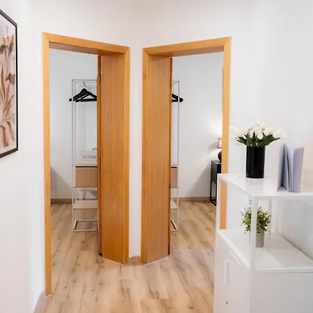 Apartmán Modernes - 2 Schlafzimmer - 5min Starlight Express & Bermudadreieck